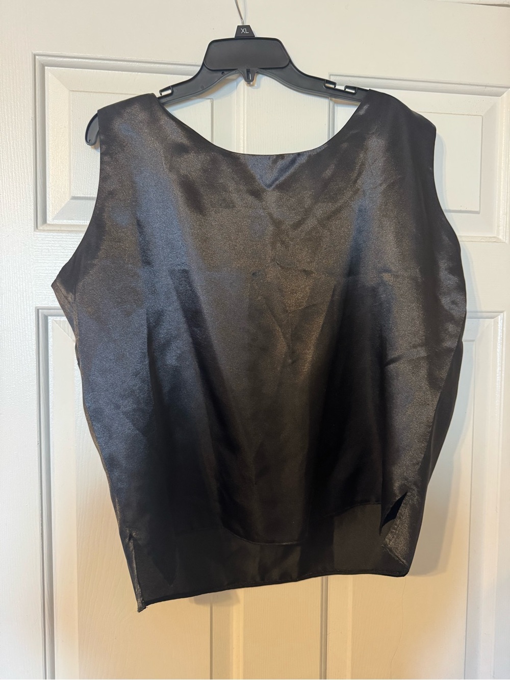 Black Sleeveless Women's Top
